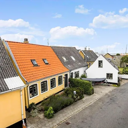 Semesterbostad Ae200-marstal-snaregade-10 *
